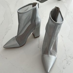 Sliver Abound Boots